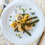 Rotolino di pollo con asparagi